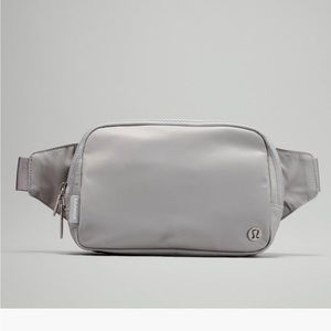 Lululemon Silver Drop Large Everwhere Belt Bag